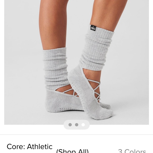 ALO Yoga Accessories - ALO Womens Strappy Grip Sock in Heather Light Gray NWT $48  in store